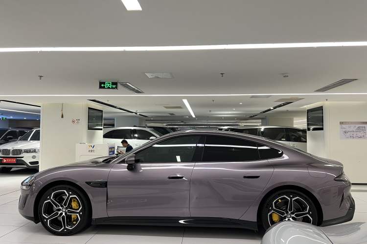 Used Xiaomi Auto SU7 2024 Rear-Drive Long-Range Intelligent Driving Version Exterior 2