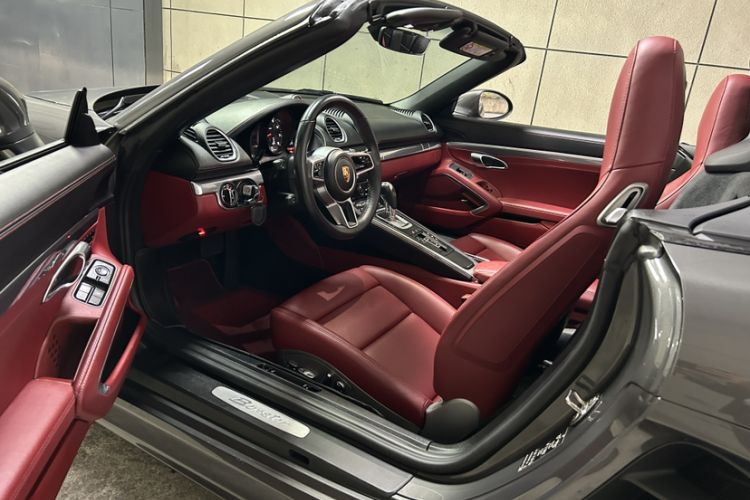 Used Porsche 718 2022 Boxster 2.0T
