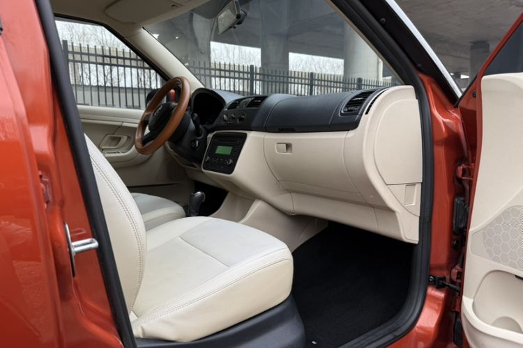 Used Skoda Fabia 2014 1.4L Automatic Crystal Edition
