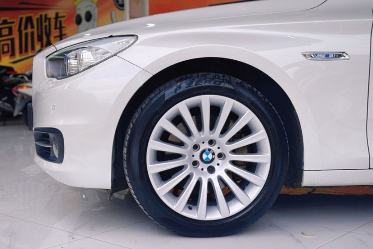 Used BMW 5 Series GT 2015 535i Leading Model