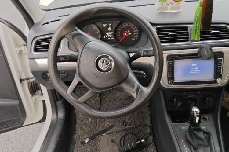 Used Volkswagen Lavida 2015 1.6L Automatic Fashion Edition