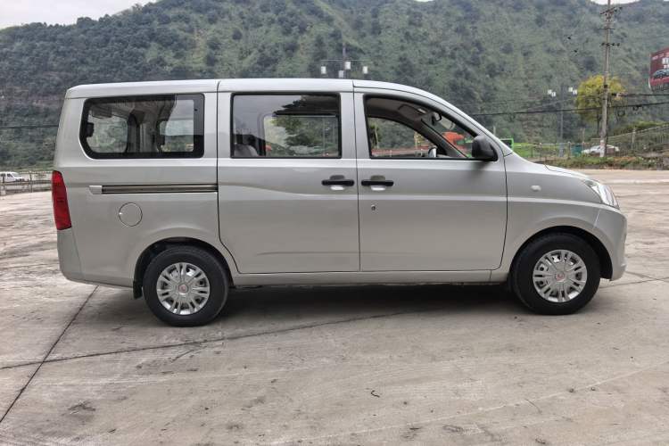 Used Wuling Rongguang V 2019 1.5L Practical Model China VI LAR