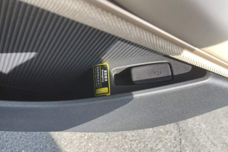 Used Nio ET5T 2023 75 kWh Touring