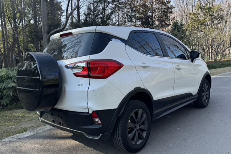 Used BYD Yuan New Energy 2019 EV535 Smart Connect Trendsetting Model
