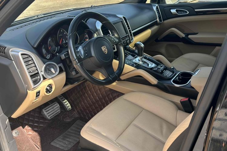 Used Porsche Cayenne 2014 Cayenne Platinum Edition 3.0T
