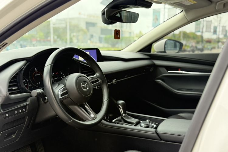 Used Mazda 3 Axela 2021 2.0L Automatic Zhiya Edition Interior 2