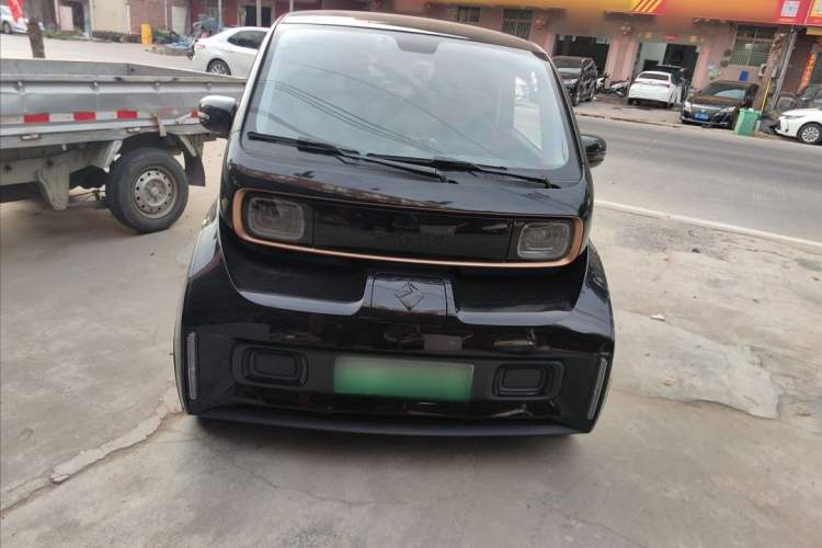 Used Baojun KiWi EV 2021 Artist Model Lithium Iron Phosphate Exterior 1