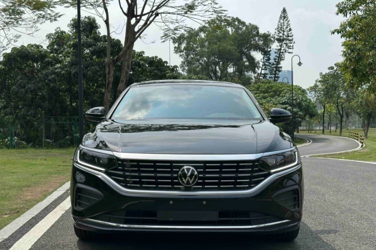 Used Volkswagen Passat 2025 Premium Version 380TSI Dragon Edition