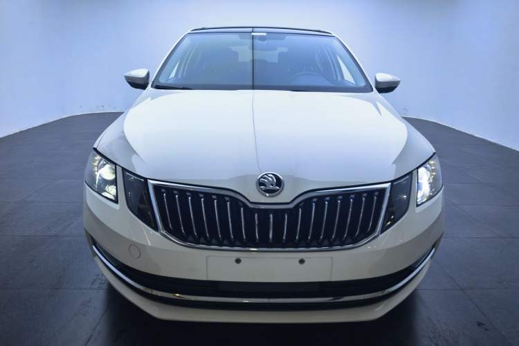 Used Skoda Octavia 2020 1.5L Automatic SmartDrive Luxury Edition

