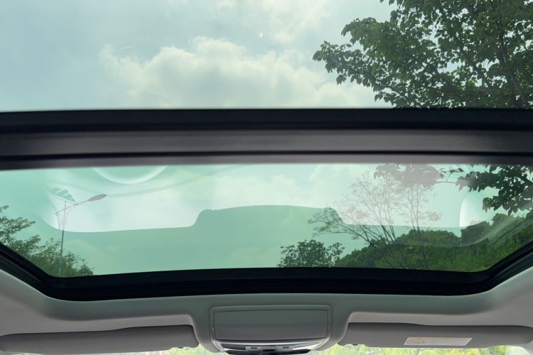 Used Volkswagen Passat 2024 380TSI Dragon Edition Headliner