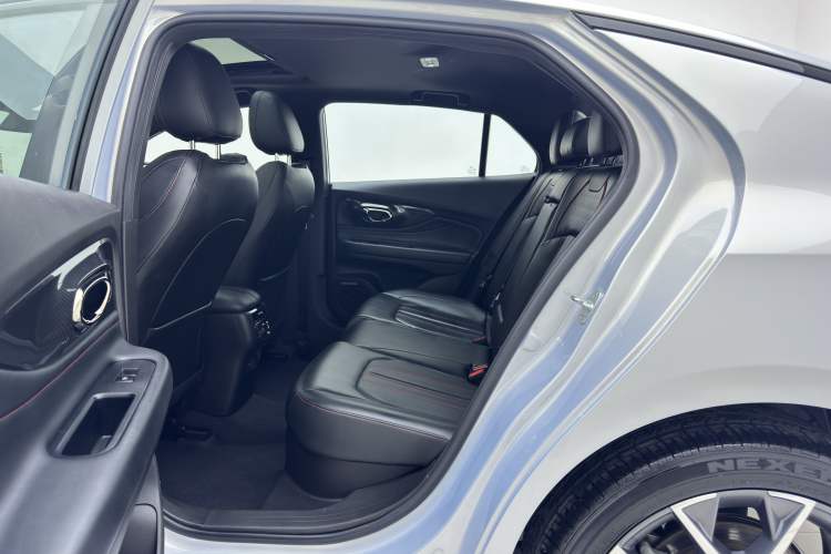 Used GAC Trumpchi EMPOW 2023 Shadow Leopard H Smart Hybrid Edition Interior 4