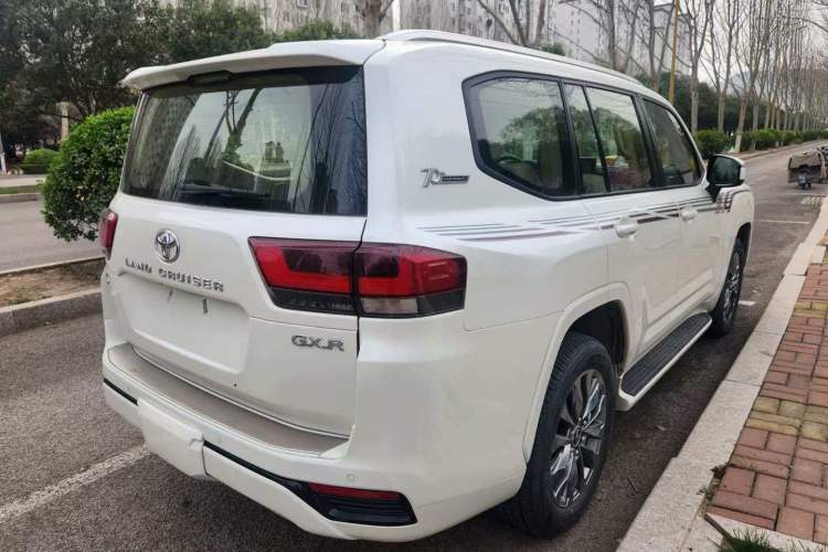 Used Toyota Land Cruiser  Exterior 4