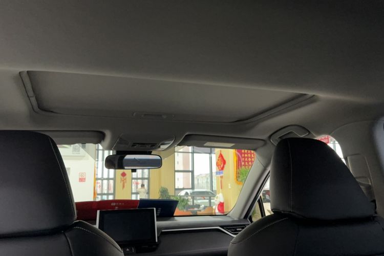 Used Toyota RAV4 2022 2.0L CVT Two-Wheel Drive Fashion Edition
