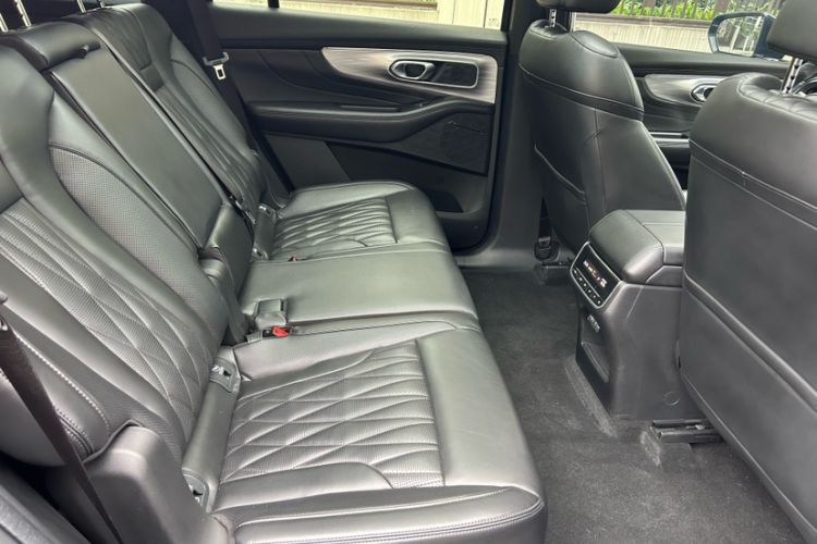 Used GAC Trumpchi GS8 2022 Linghang Series 2.0 TGDI Two-Wheel-Drive Luxury Smart Connectivity Version (7 Seats)