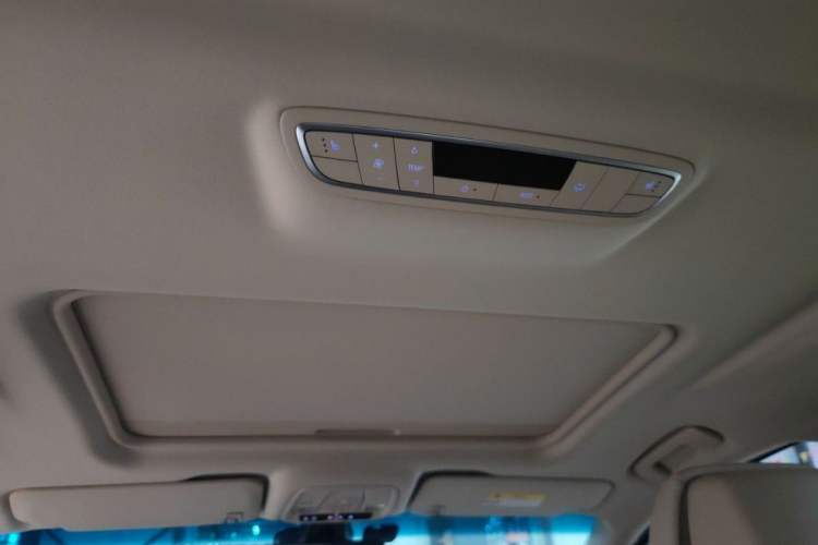 Used Buick GL8 2022 ES Landtrek 653T Luxury Edition
