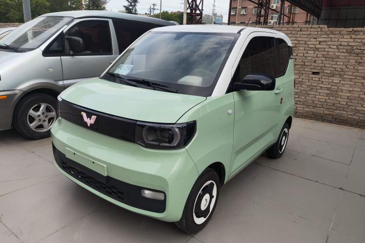 Used Wuling Hongguang MINIEV 2021 Macaron Fashion Model Lithium Iron Phosphate