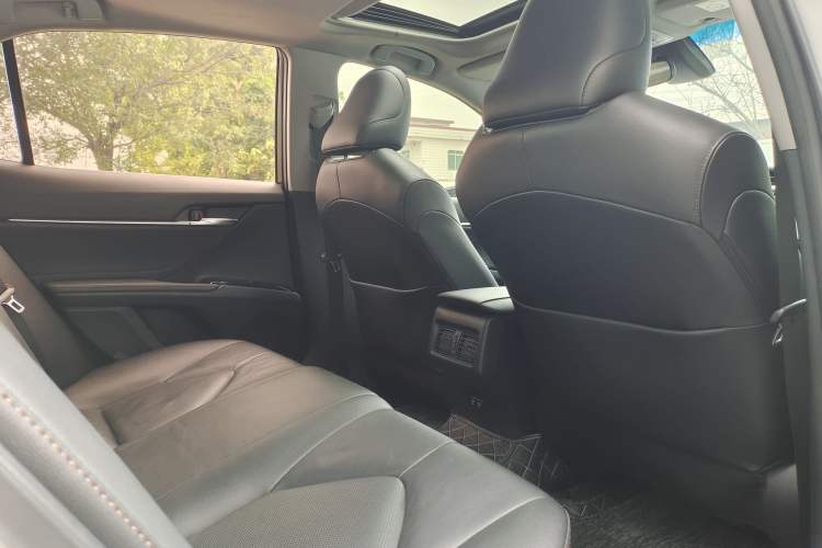 Used Toyota Camry 2018 2.0G Luxury Edition