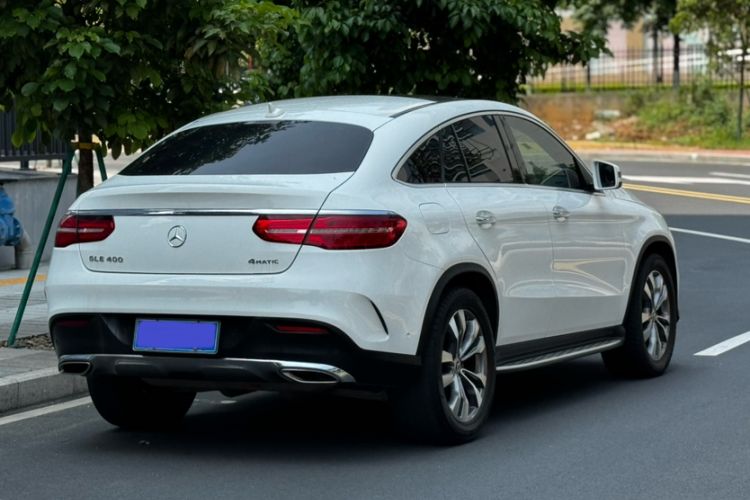 Used Mercedes-Benz GLE Coupe 2018 GLE 400 4MATIC Coupe SUV Exterior 10