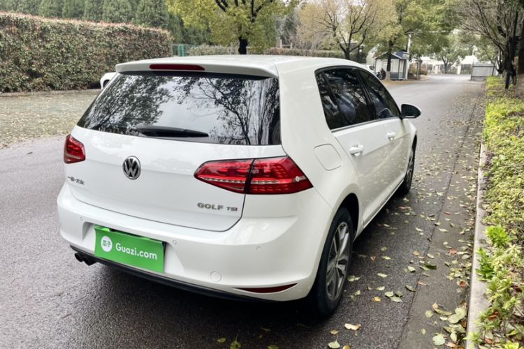 Used Volkswagen Golf 2016 230TSI Automatic Luxury Version