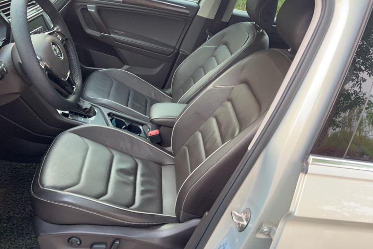 Used Volkswagen Tiguan L 2017 330TSI Automatic Two-Wheel Drive Flagship Edition Left Front Seat