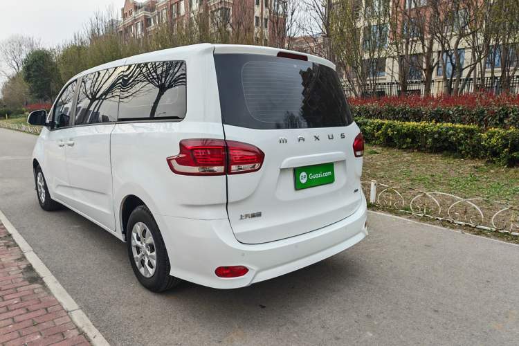 Used SAIC MAXUS G10 2023 2.0T Manual Multi-Function Version Diesel 7/8/9 Seats