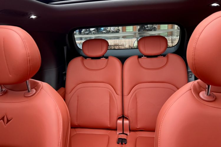 Used Dongfeng eπ eπ008 2024 210Max Range-Extended Version 6 Seats