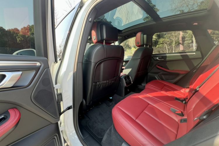 Used Porsche Macan 2024 Macan 2.0T