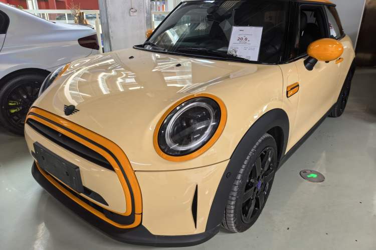 Used MINI MINI 2023 1.5T COOPER Midnight Escape Special Edition