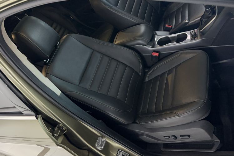 Used Ford Kuga 2015 2.0L GTDi Four-Wheel Drive Prestige Model