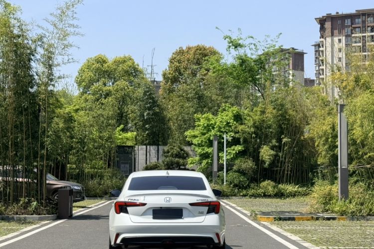 Used Honda Integra 2023 240TURBO CVT Tech Edition
