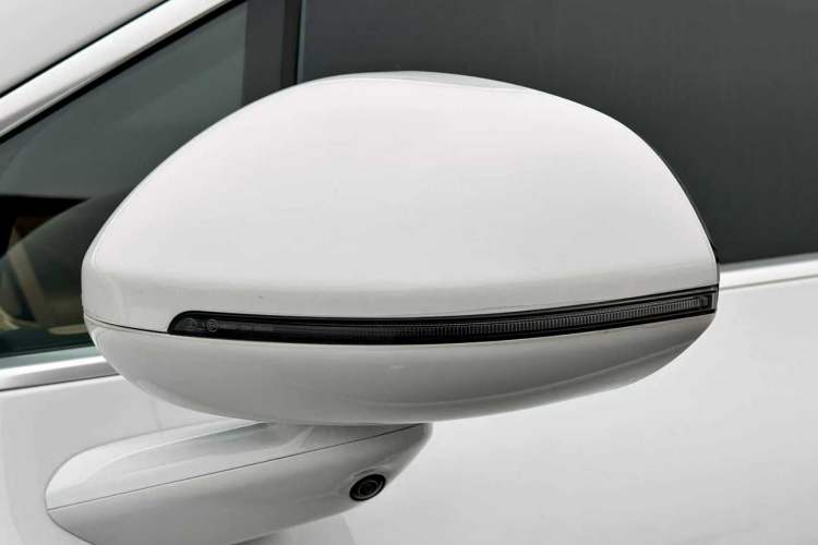 Used Hima Luxeed R7 2024 All-Electric 802 km Max
