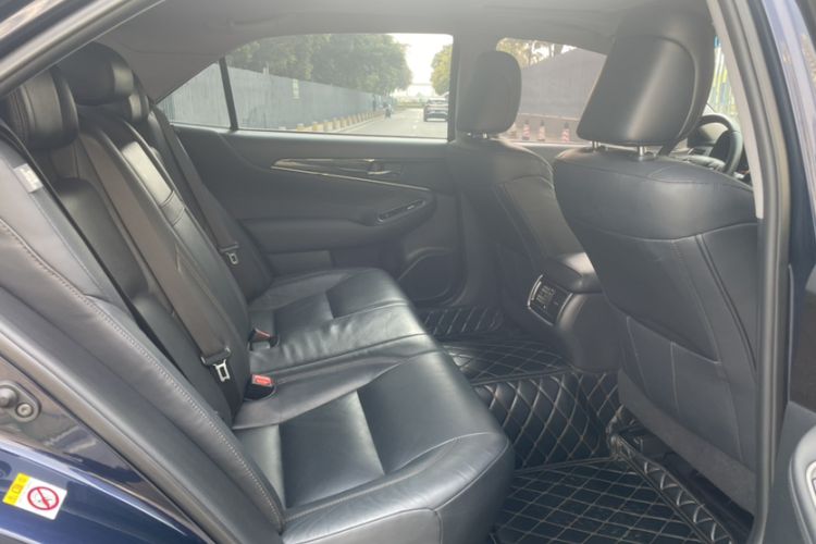 Used Toyota Crown 2018 2.0T Fashion Edition
