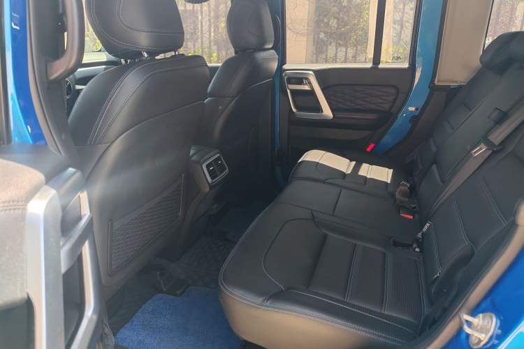 Used BAIC Off-Road BJ40 2019 2.3T Automatic Four-Wheel Drive Ring the Tower Champion Edition China VI