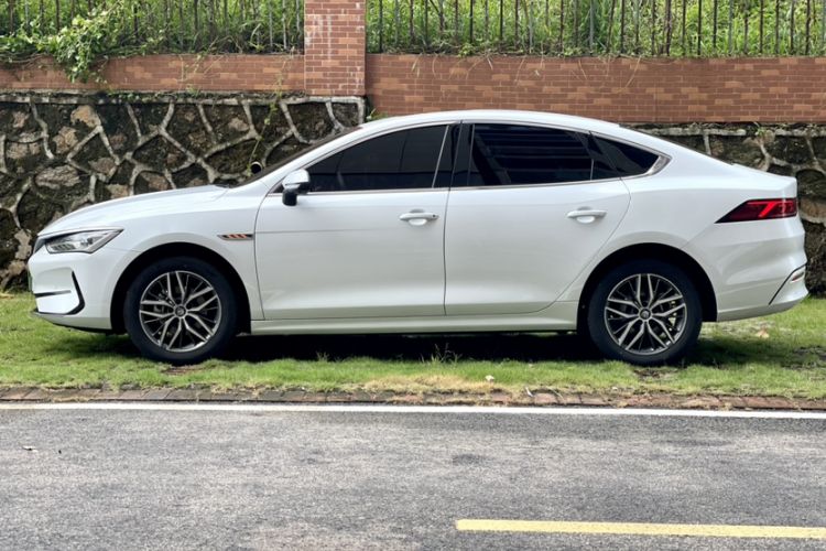 Used BYD Qin PLUS 2023 Champion Edition EV 420KM Superior Model