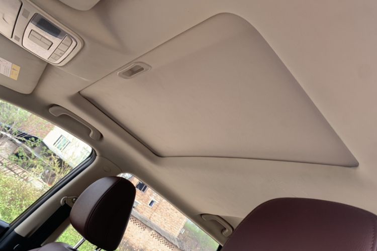 Used CHANGAN OSHAN A800 2017 1.5T Manual Luxury Model Interior 5