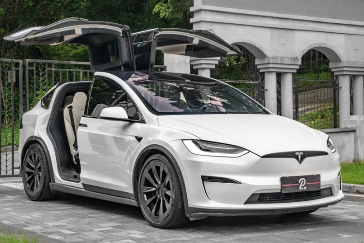 Used Tesla Model X 2023 Dual-Motor All-Wheel-Drive Version