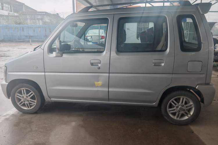 Used Suzuki Wagon R 2013 Venture Edition 1.0L Manual Economy Model