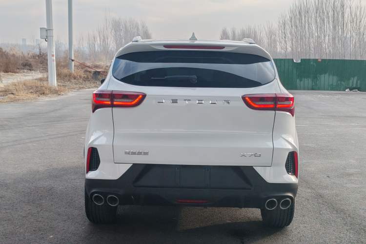 Used JETOUR X70 2023 1.5T Manual Overdrive Version 5 Seats Exterior 5