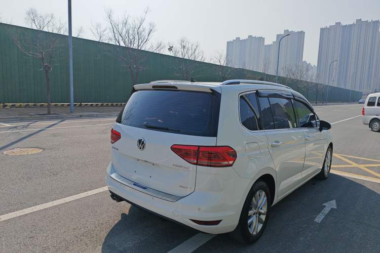 Used Volkswagen Touran 2018 Volkswagen Touran L 280TSI DSG Comfort Edition 7 Seats China V Emission Standard