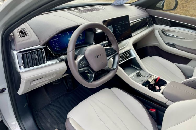 Used BYD Song PLUS New Energy 2025 DM-i Intelligent Driving 112KM Prestige Model