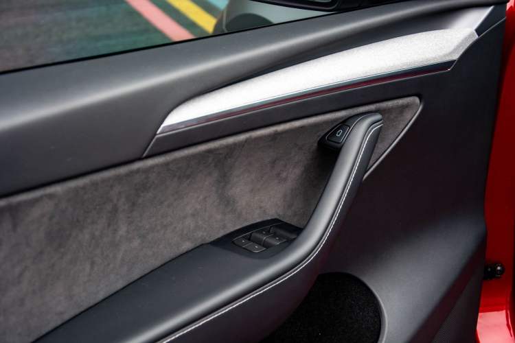 Used Tesla Model Y 2024 Rear-Wheel-Drive Version