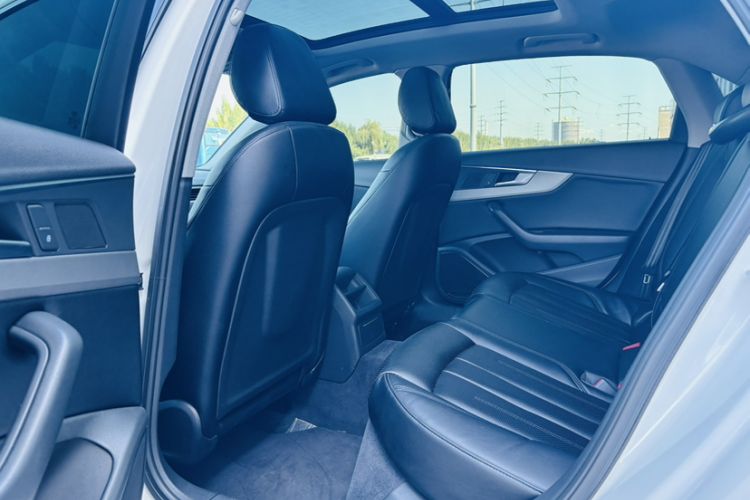 Used Audi A4L 2019 40 TFSI Ambition Version China V
