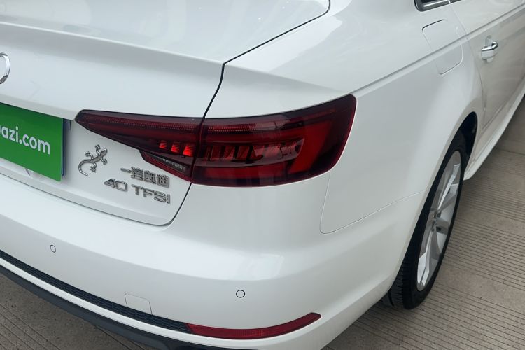 Used Audi A4L 2018 30th Anniversary Edition 40 TFSI Fashion Model Exterior 5