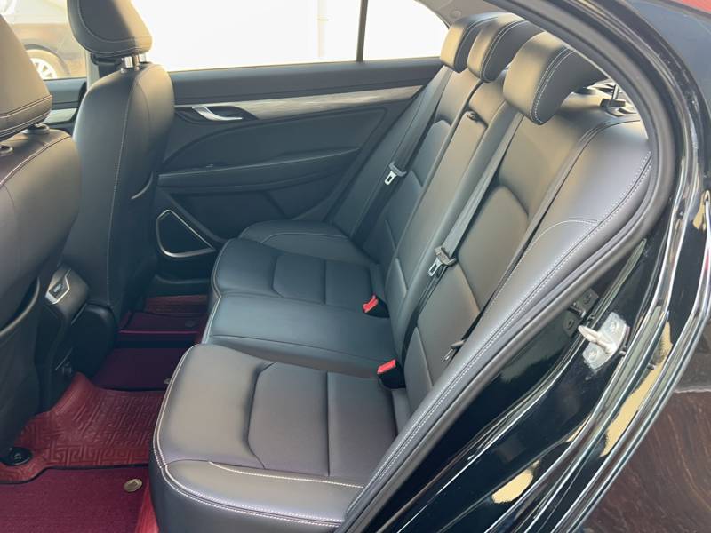Used Geely Auto Emgrand 2019 Leading Edition 1.5L Manual Luxury Model China VI Standard — 17