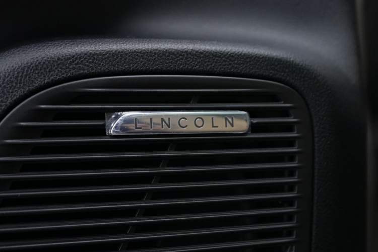 Used Lincoln Corsair 2020 2.0T Two-Wheel Drive Luxury Edition
