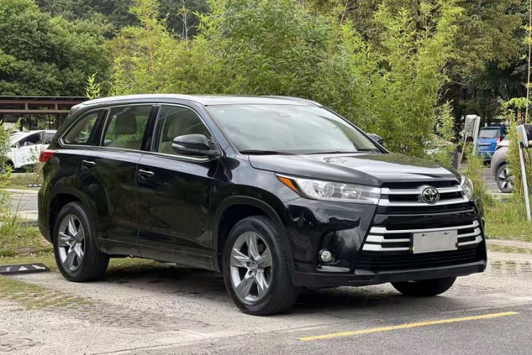 Used Toyota Highlander 2018 2.0T Four-Wheel Drive Luxury Version 7 Seats China VI Standard

