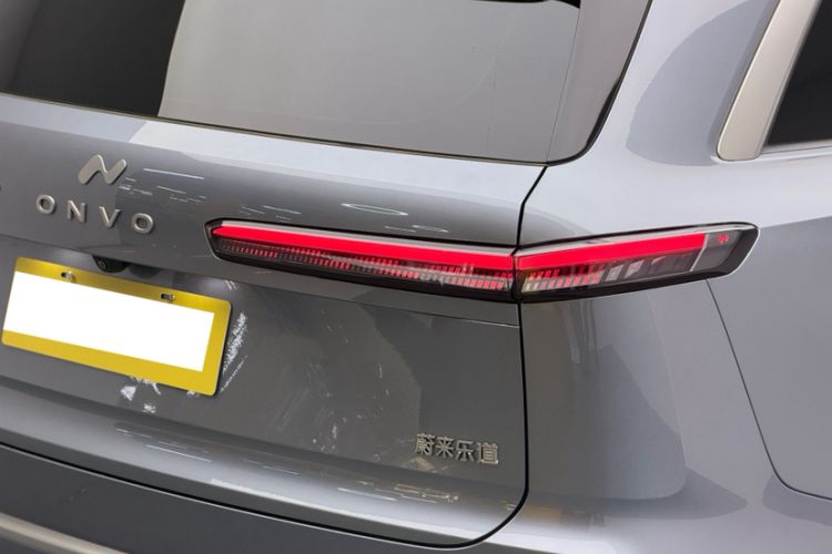 Used ONVO Luxeed L90 2025 Model—Max Six-Seater Version
