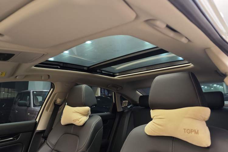 Used Honda Civic 2022 240TURBO CVT Dynamic Control Version