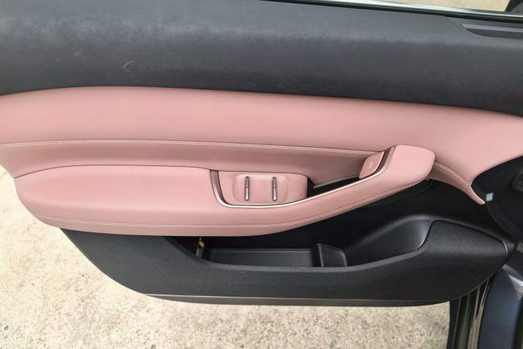 Used Nio EC6 2023 75 kWh
