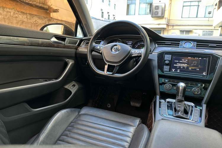 Used Volkswagen Magotan 2019 330TSI DSG Luxury Version China VI Standard